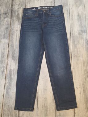 Urban Republic Women's Dark Blue Slim Straight Leg Jeans sz 10